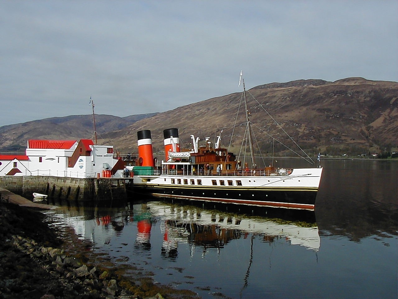 Fort William pier remains open