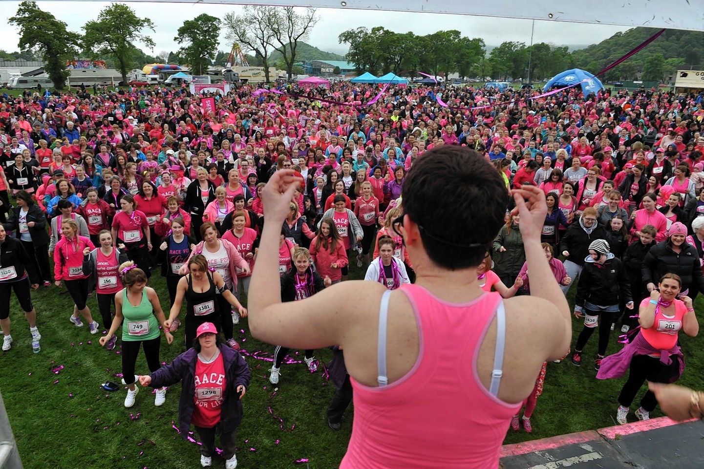 Hundreds take part in Inverness Race for Life