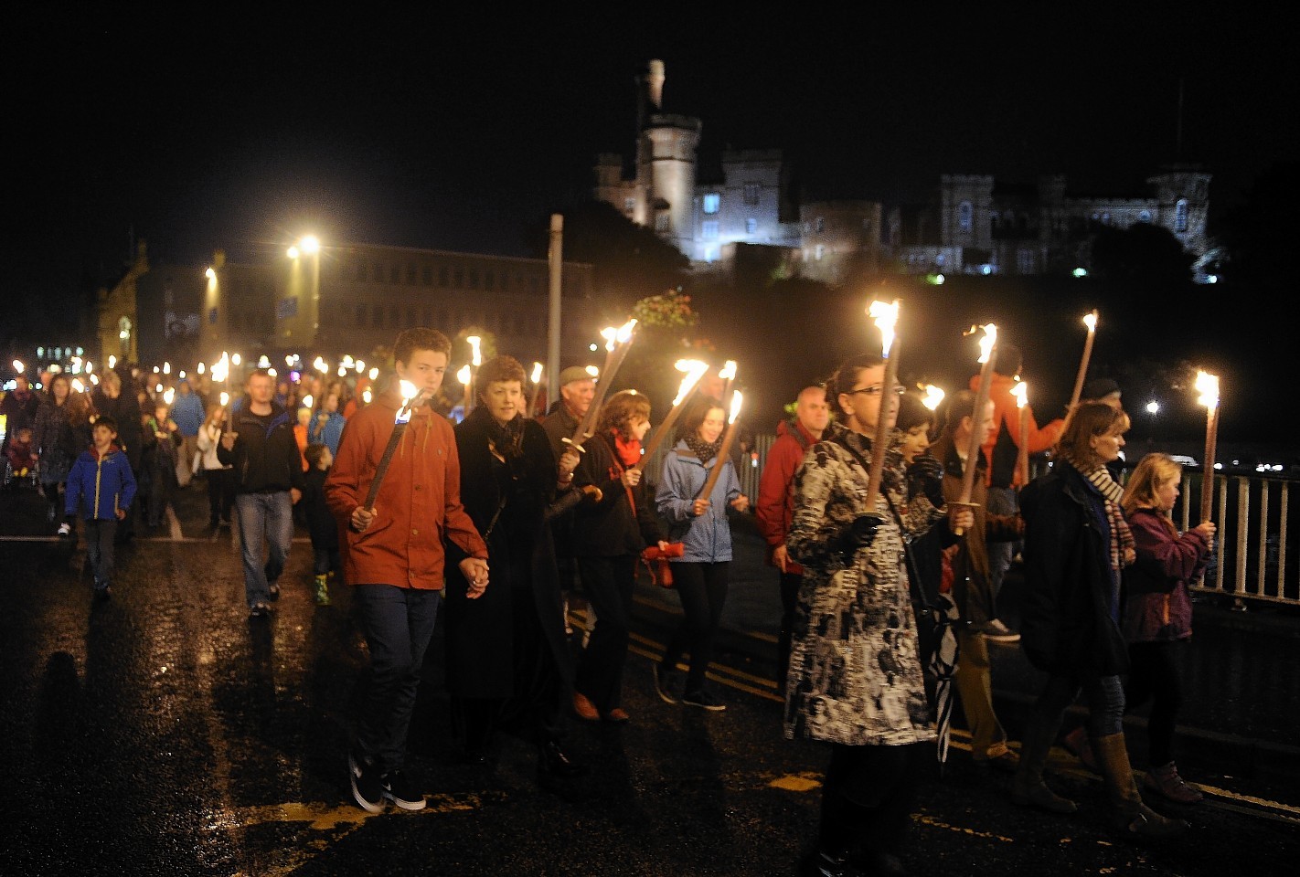 Royal National Mod Hundreds in Inverness torchlight procession