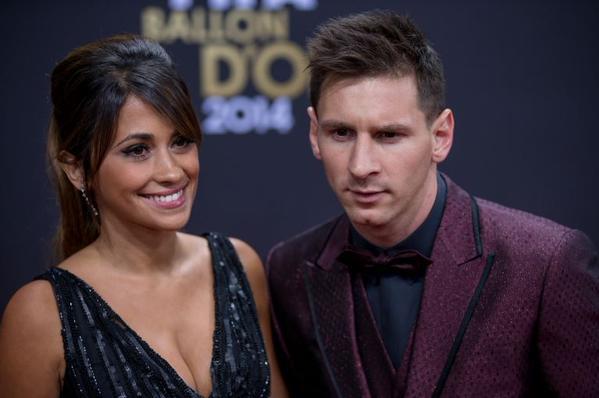 Ballon d'Or Award: Lionel Messi choses purple suit for ceremony ...