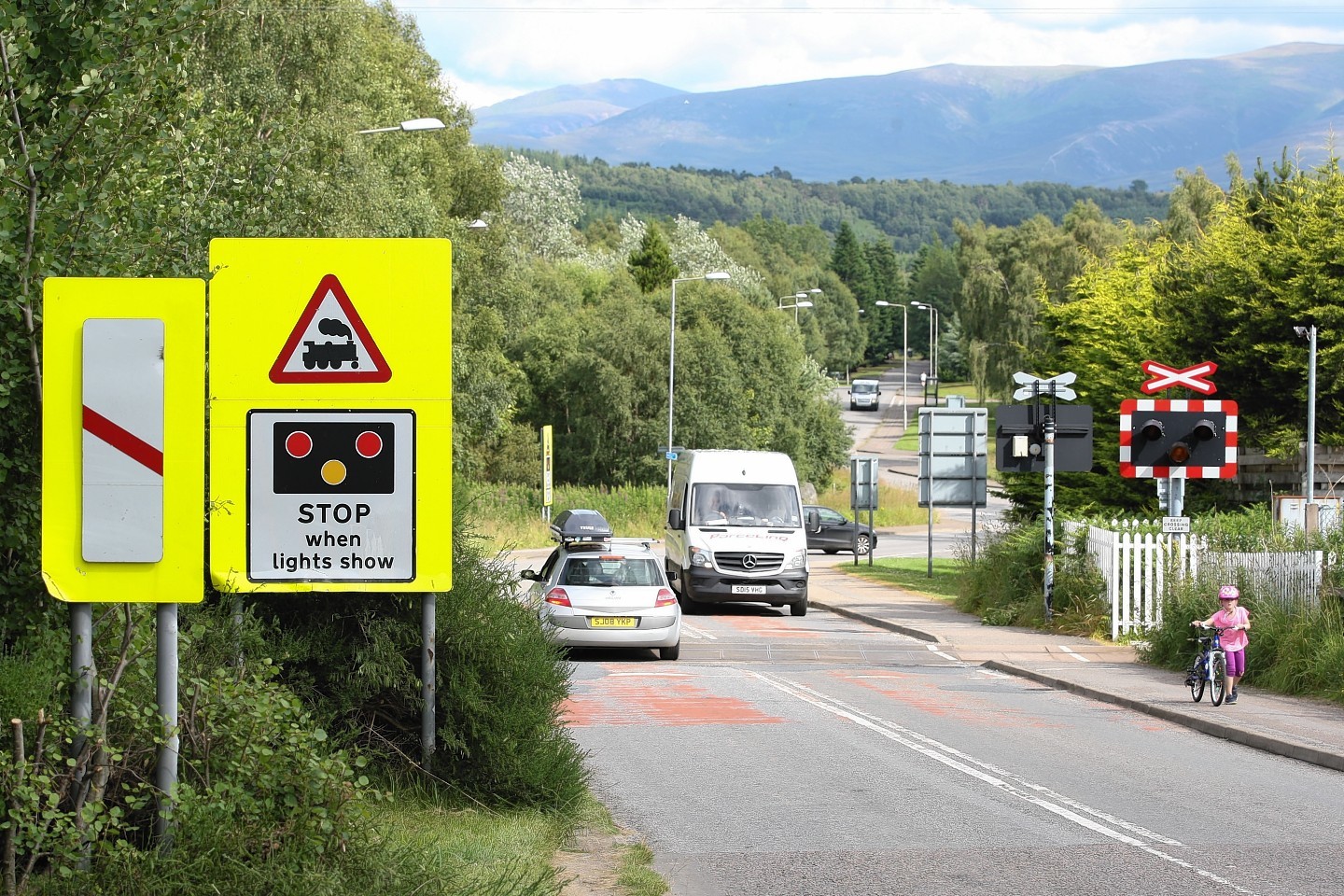 Warning To Drivers Failing To Stop At Aviemore Level Crossing