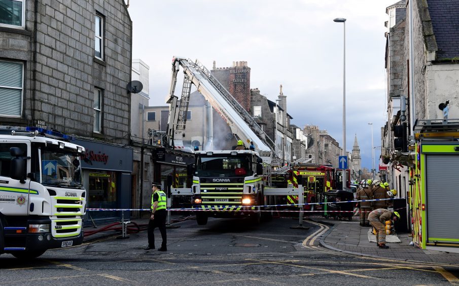 VIDEO: Investigation after nine crews battle shoe shop fire in Aberdeen ...