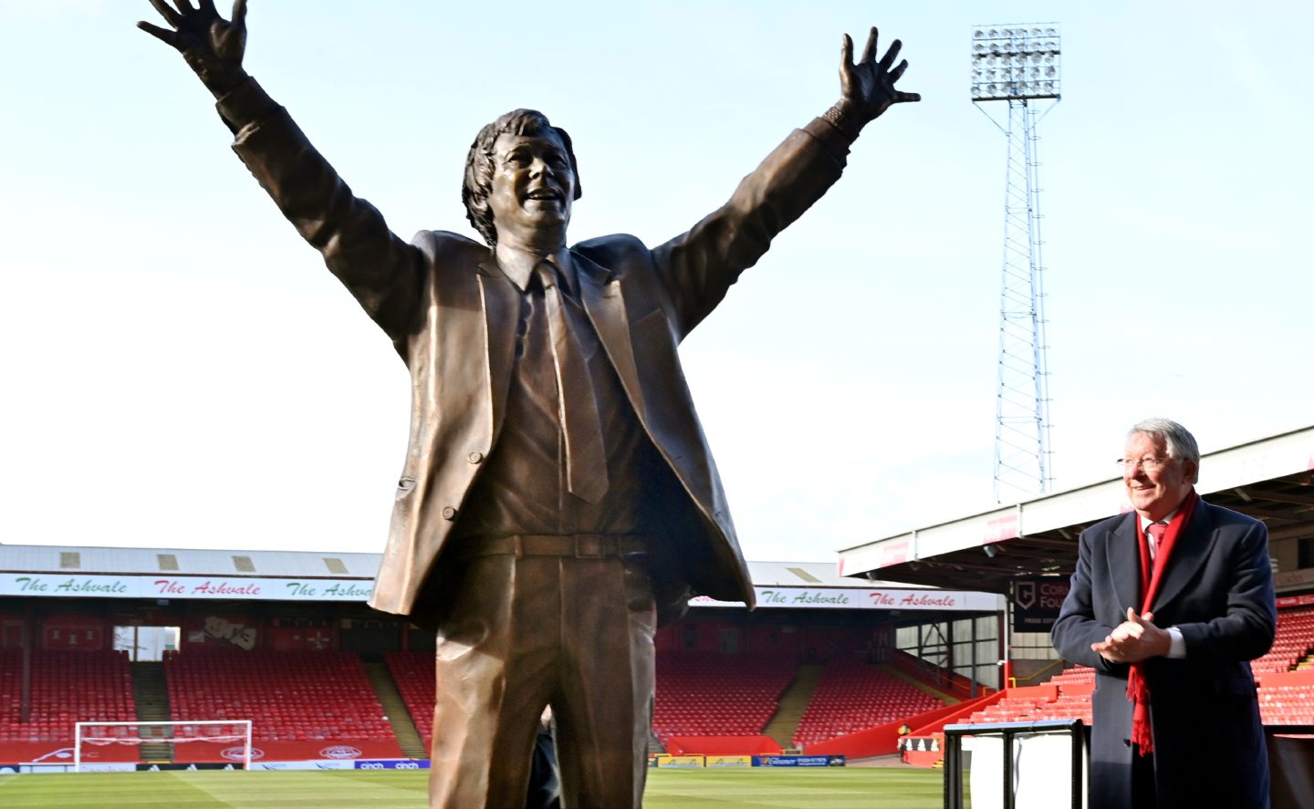 Sir Alex Ferguson 'greatest manager ever' as Pittodrie statue unveiled