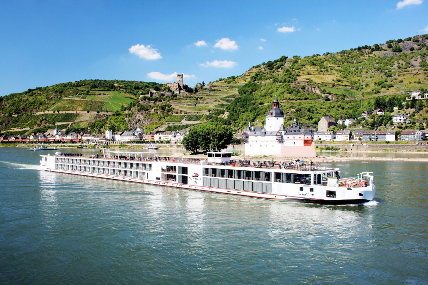 viking river cruise wedding