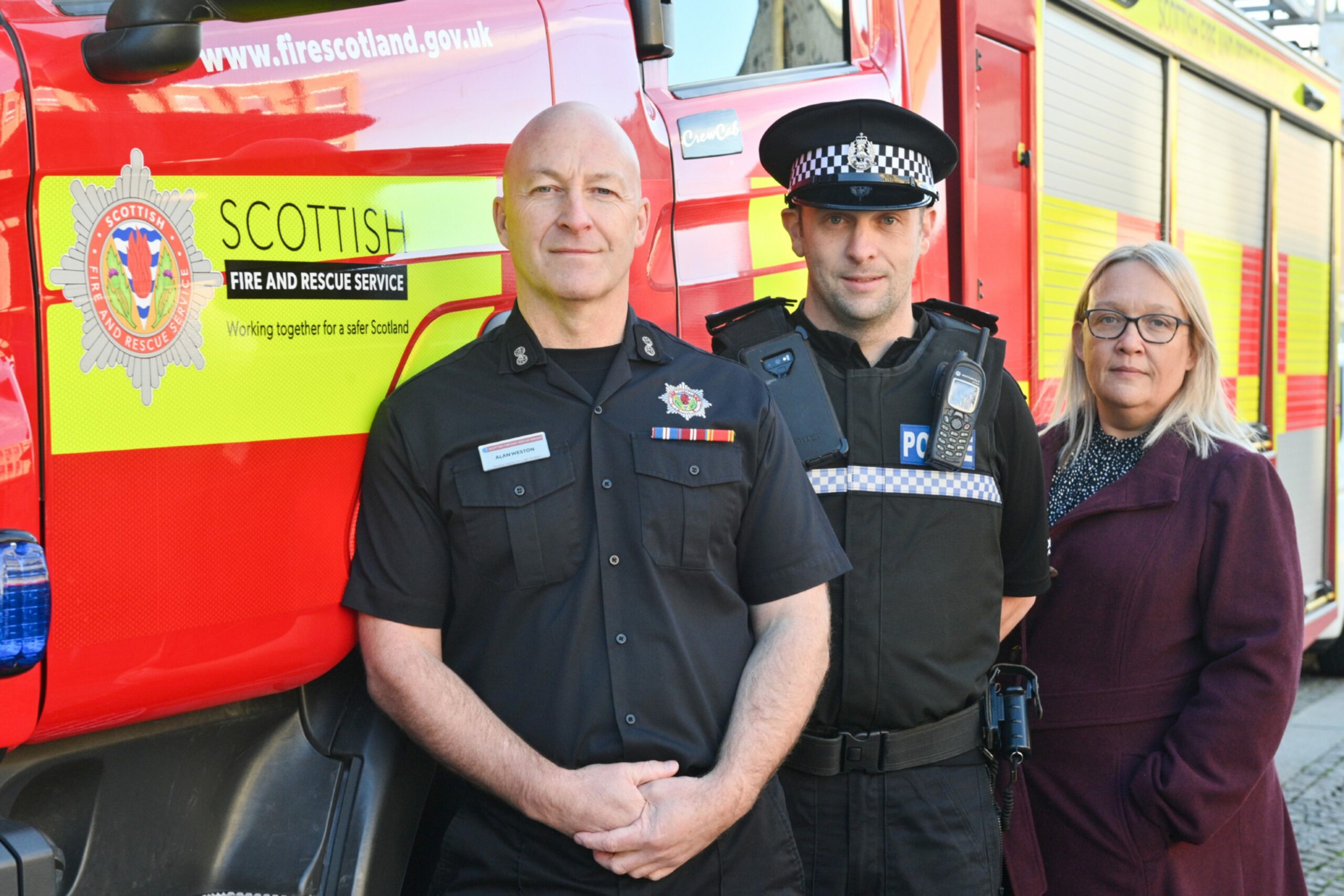 Fire crews visit Elgin businesses to give safety advice ahead of ...