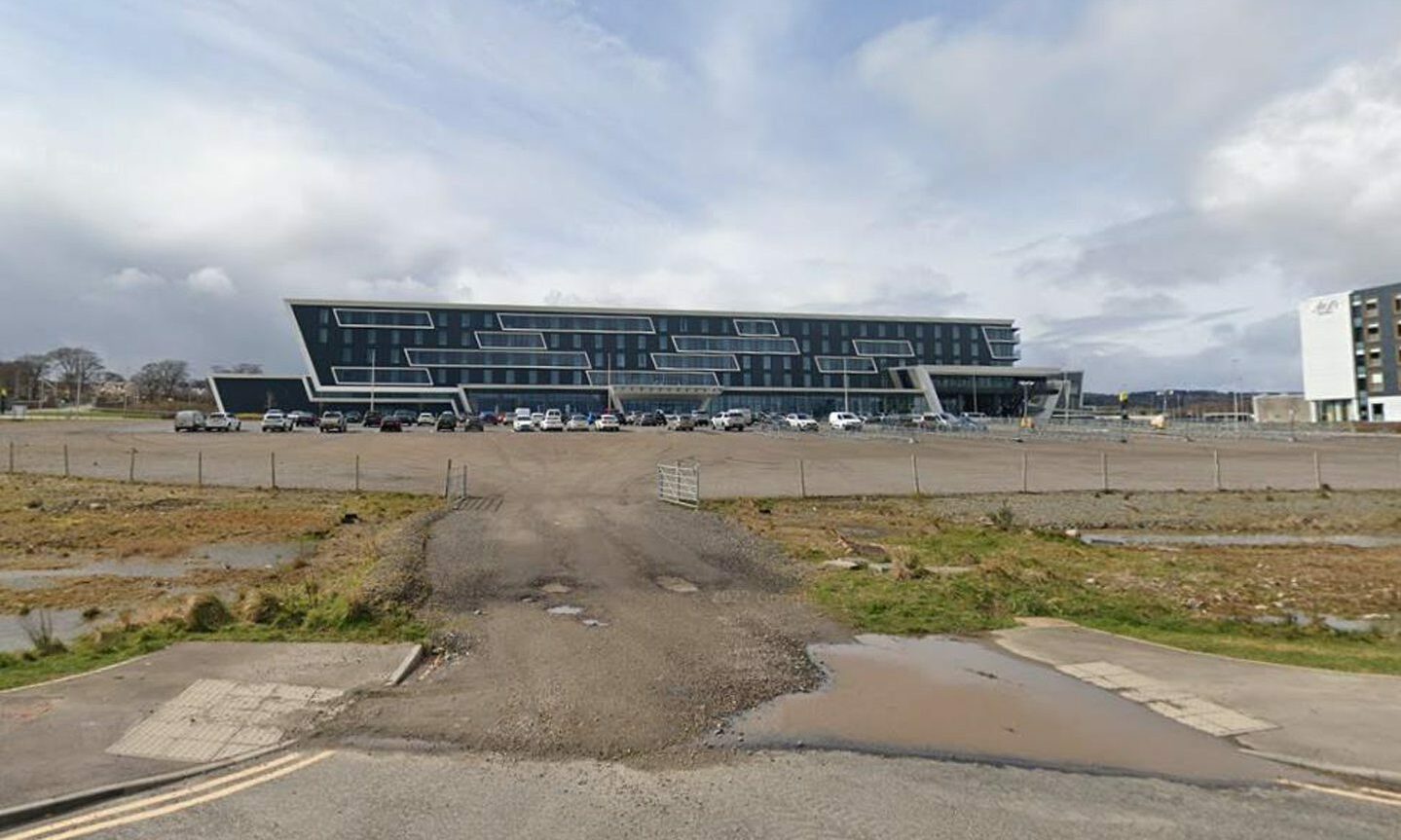 aberdeen-city-council-blocks-off-ad-hoc-p-j-live-car-park