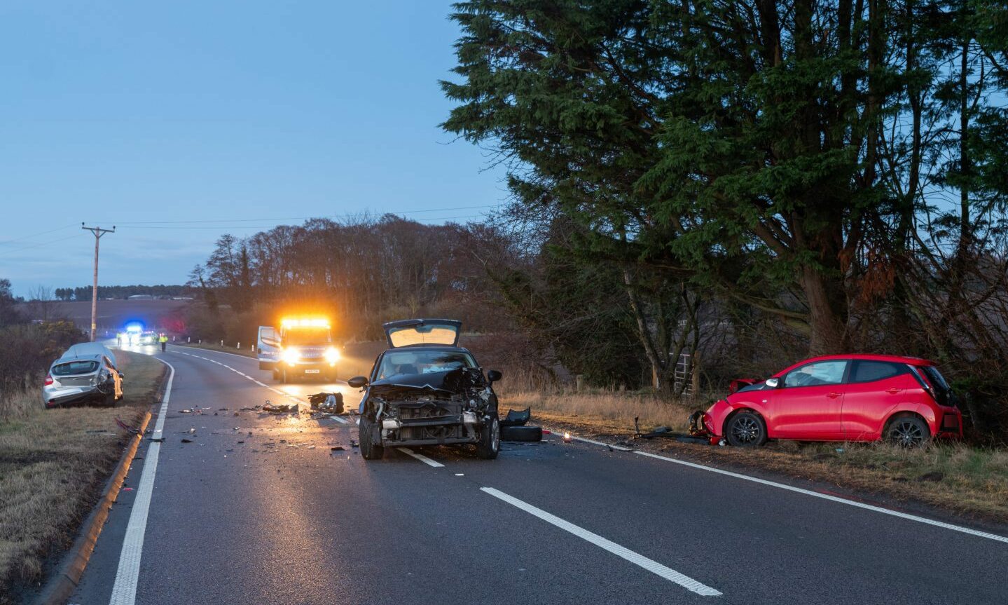 A96 closed by police between Elgin and Forres