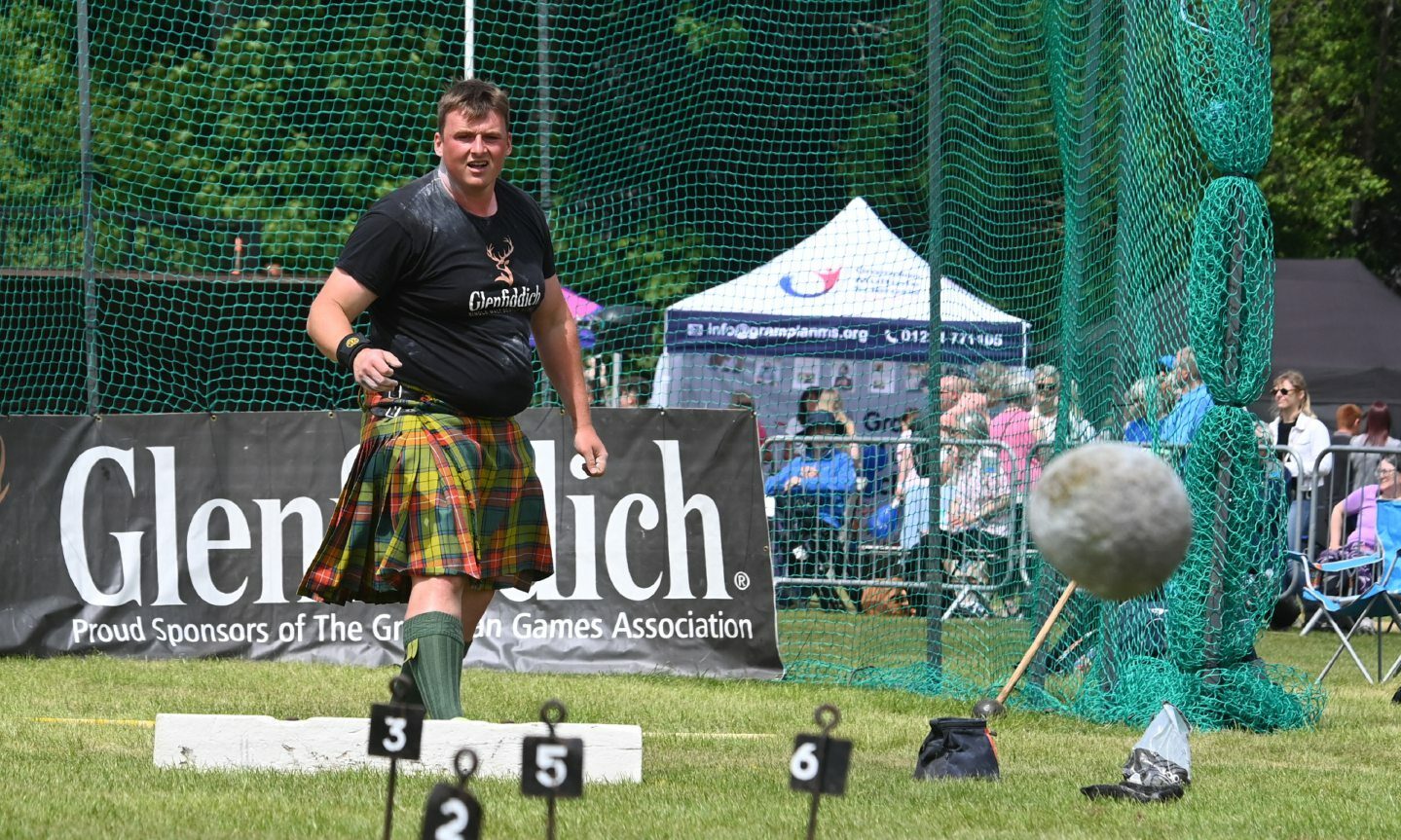 Thousands turn out for Aberdeen Highland Games