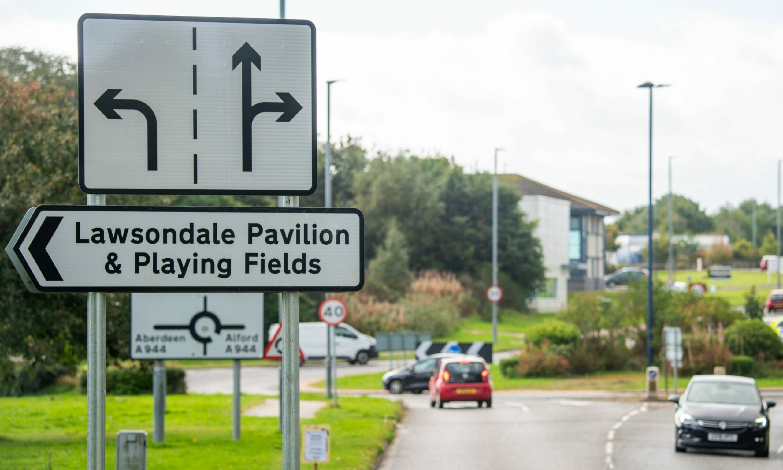 New signs installed at Westhill roundabout following confusion