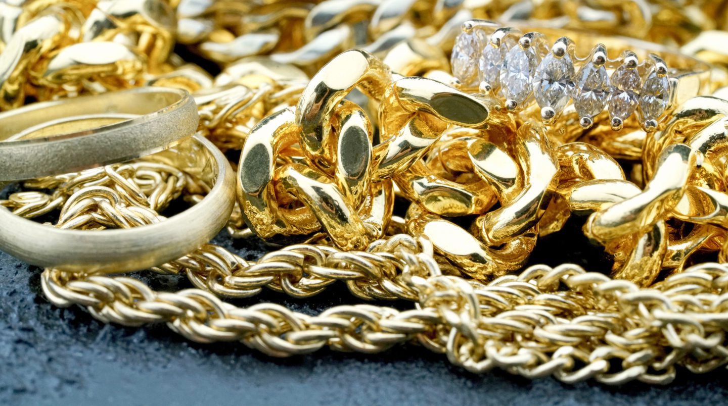 You can sell gold for money at McCalls Jewellers Aberdeen