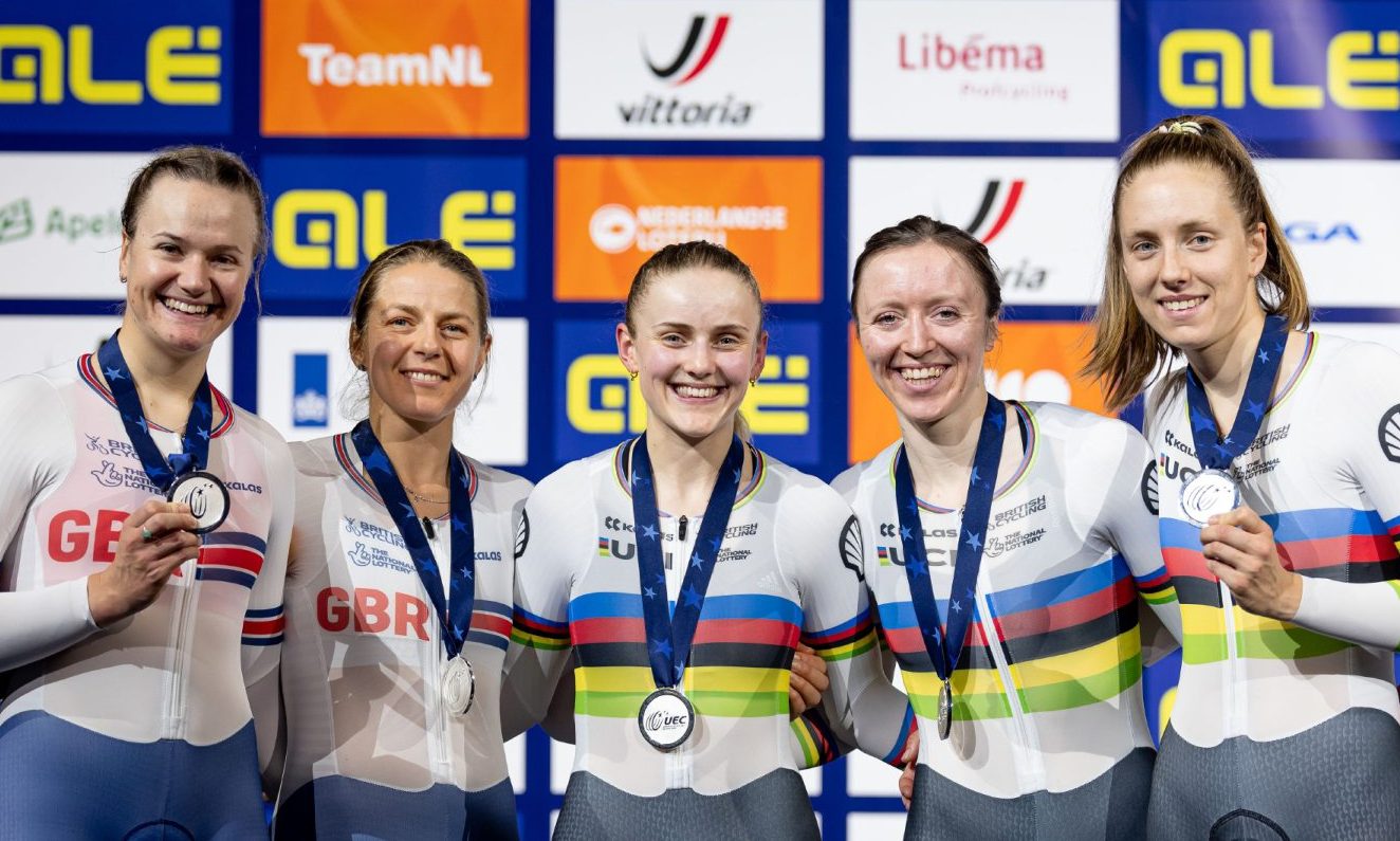 Neah Evans wins European silver in women's team pursuit