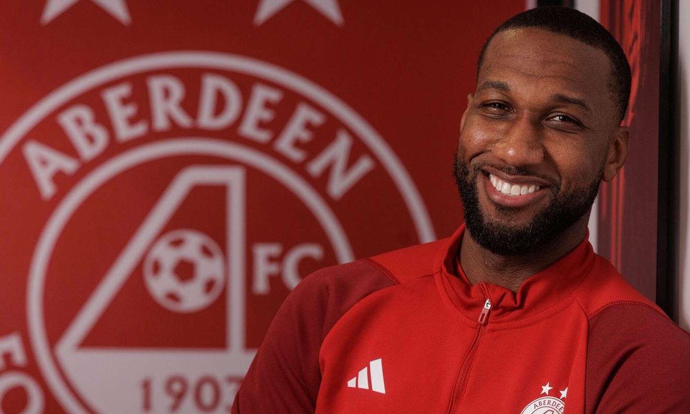 Aberdeen confirm signing of Canada international Junior Hoilett