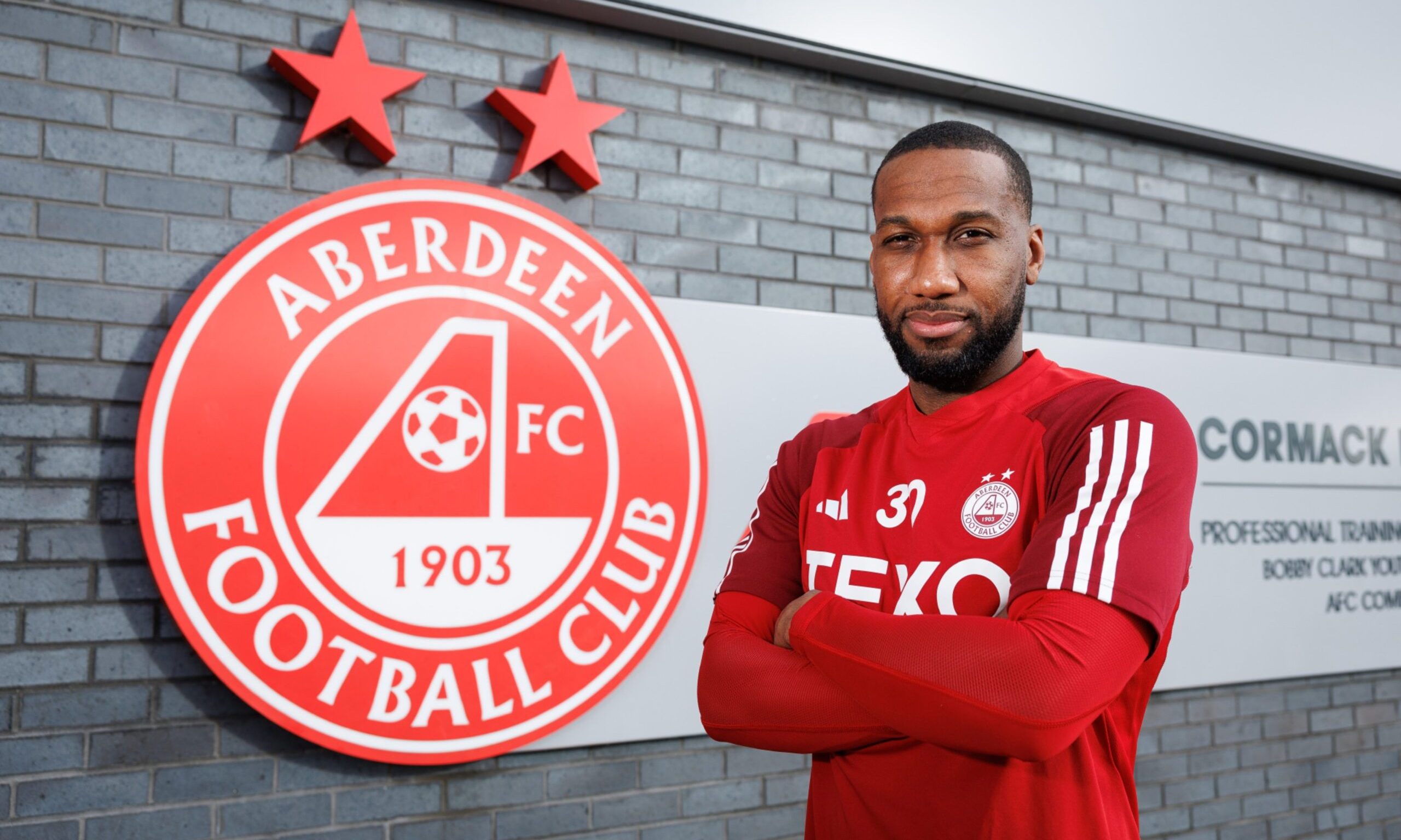 Junior Hoilett jumped at the chance to make Aberdeen move