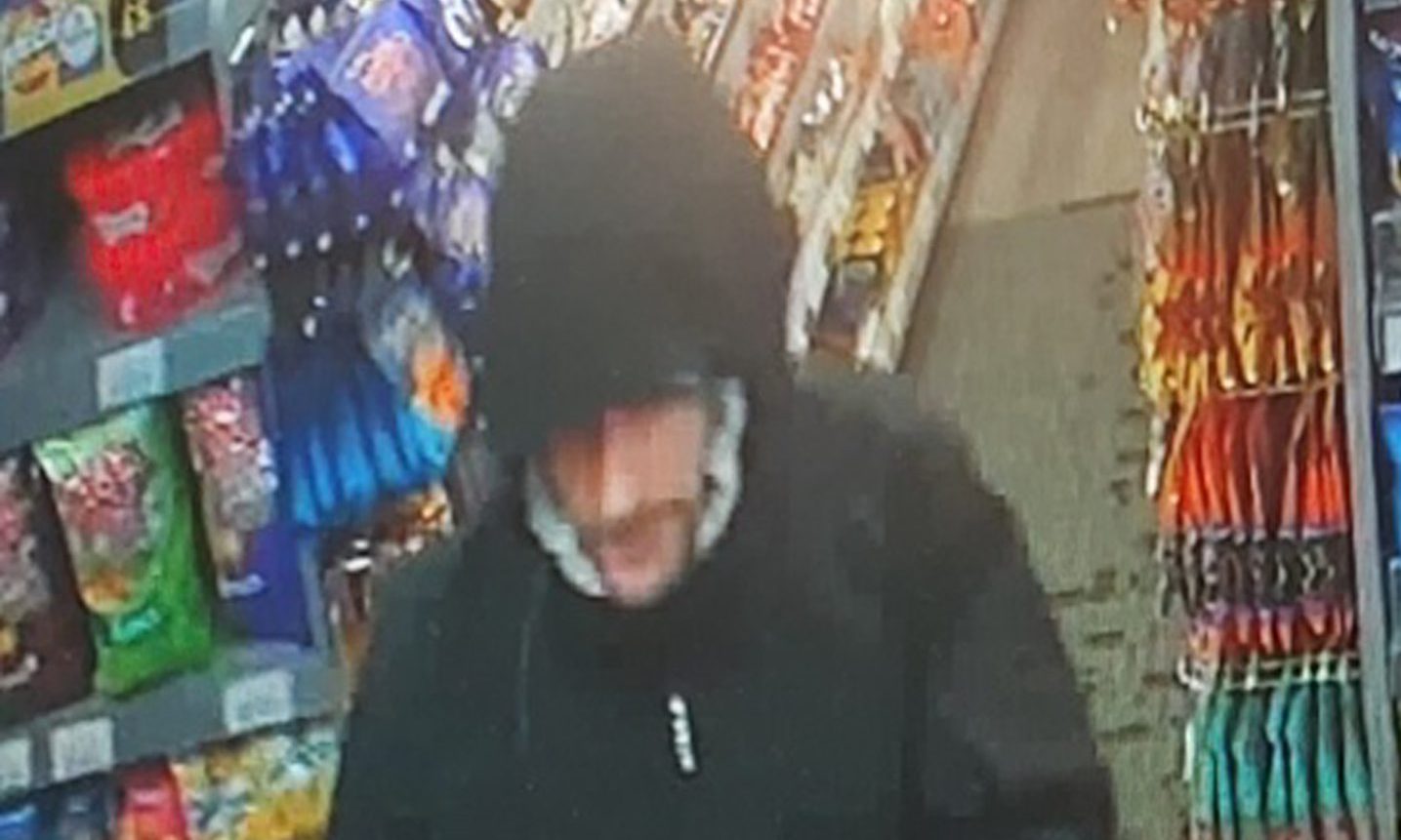 Police looking to identify man about Aberdeen assault and robbery