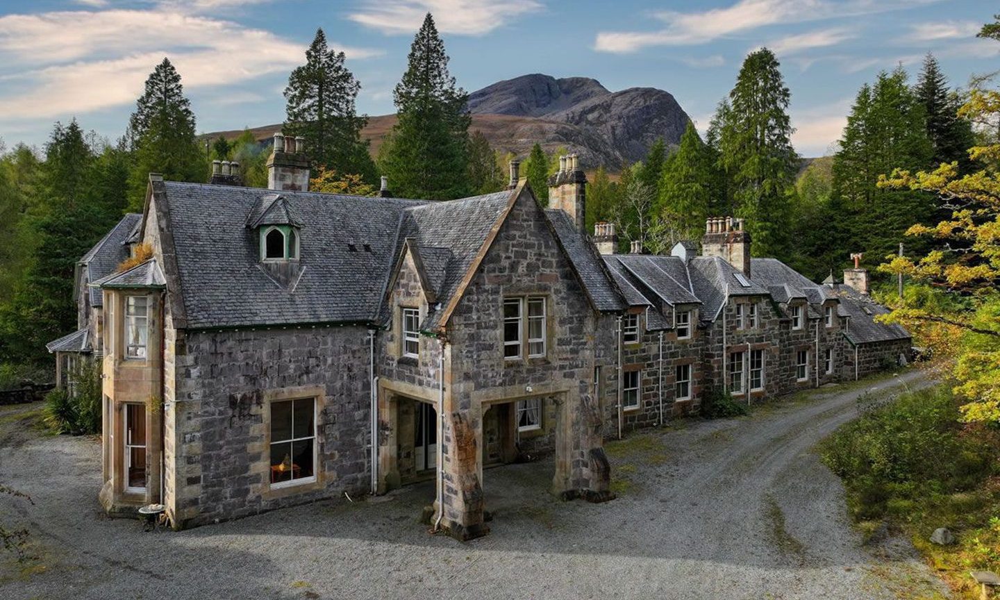 15-bedroom Highland shooting lodge for as little as £300K?